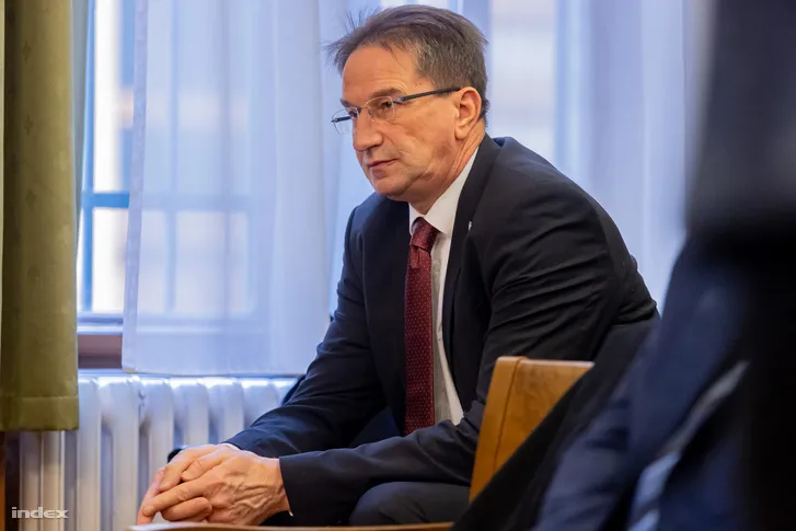 Völner Pál & Schadl György